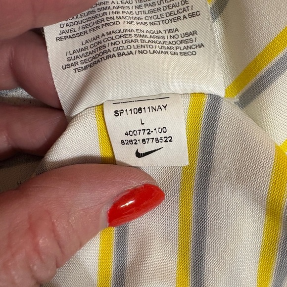 Nike White and Yellow Striped Polo Shirt Robert Trent Jones Golf Trail - Picture 5 of 8